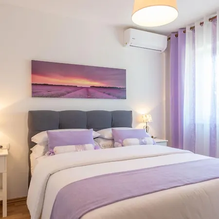 Ida, A Charming In A Rustic Setting Tatil Evi Potpićan