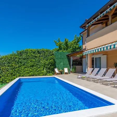 Ida, A Charming In A Rustic Setting * Potpićan