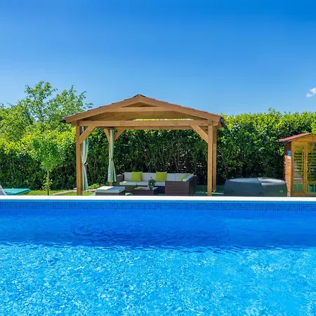 Ida, A Charming In A Rustic Setting * Potpićan