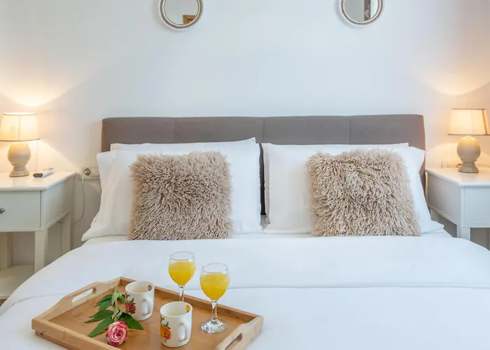 Vakantiehuis Ida, A Charming In A Rustic Setting Potpićan