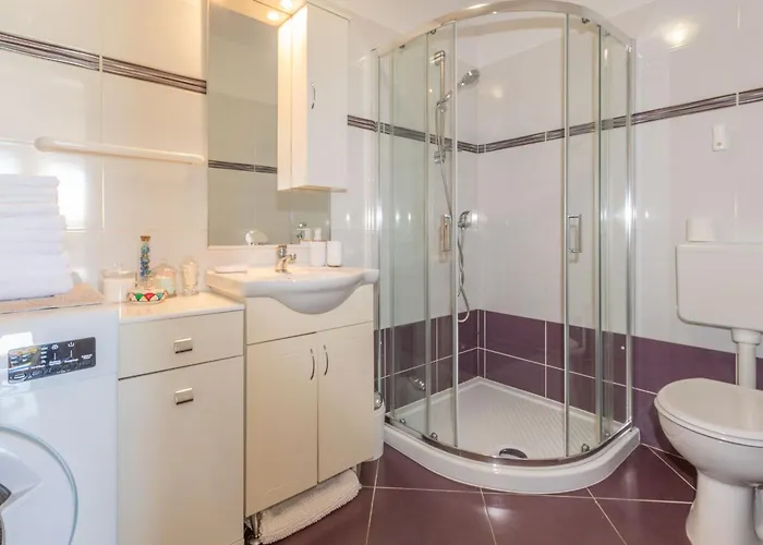 Vakantiehuis Ida, A Charming In A Rustic Setting