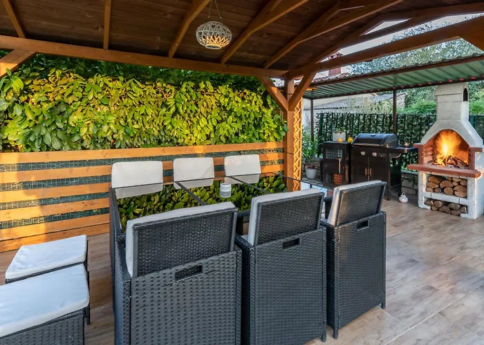 Ida, A Charming In A Rustic Setting Potpićan